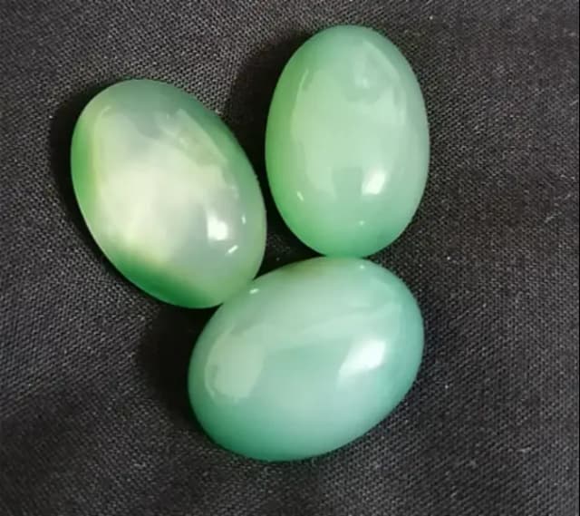 hijr ul Qamar Stone ( Moon Stone ) Original