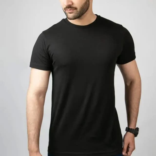 Half Sleeve t-shirt for men in Black